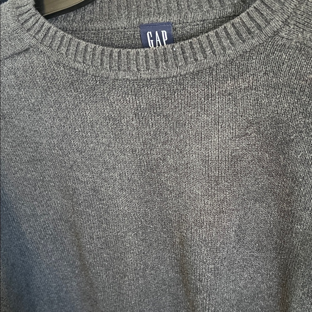 GAP Men's Charcoal Crewneck Sweater